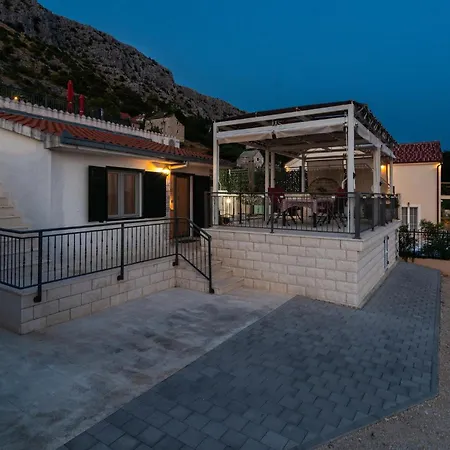 Ferienhaus Cozy In *